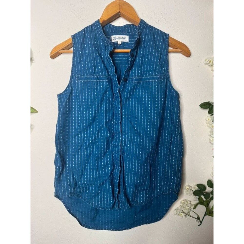 Madewell blue XS sleeveless blouse